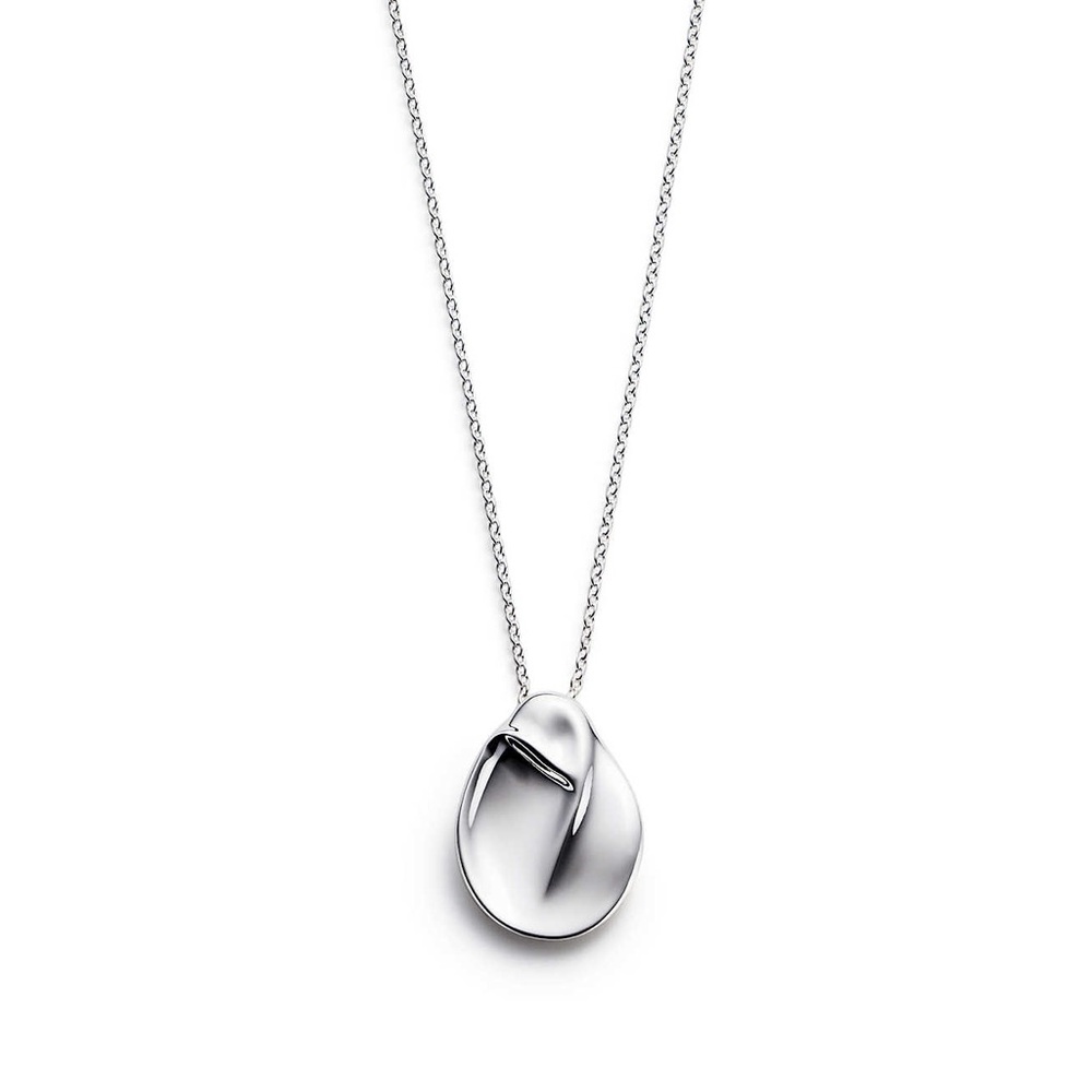 Tiffany Elsa Paretti Madonna Pendant